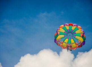 Dlaczego dwie czasze przy skoku spadochronowym – powody